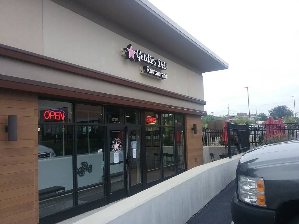 Goldies Deli & Restaurant | restaurant | 13359 Pearl Rd, Cleveland, OH 44136, USA | 4405728700 OR +1 440-572-8700