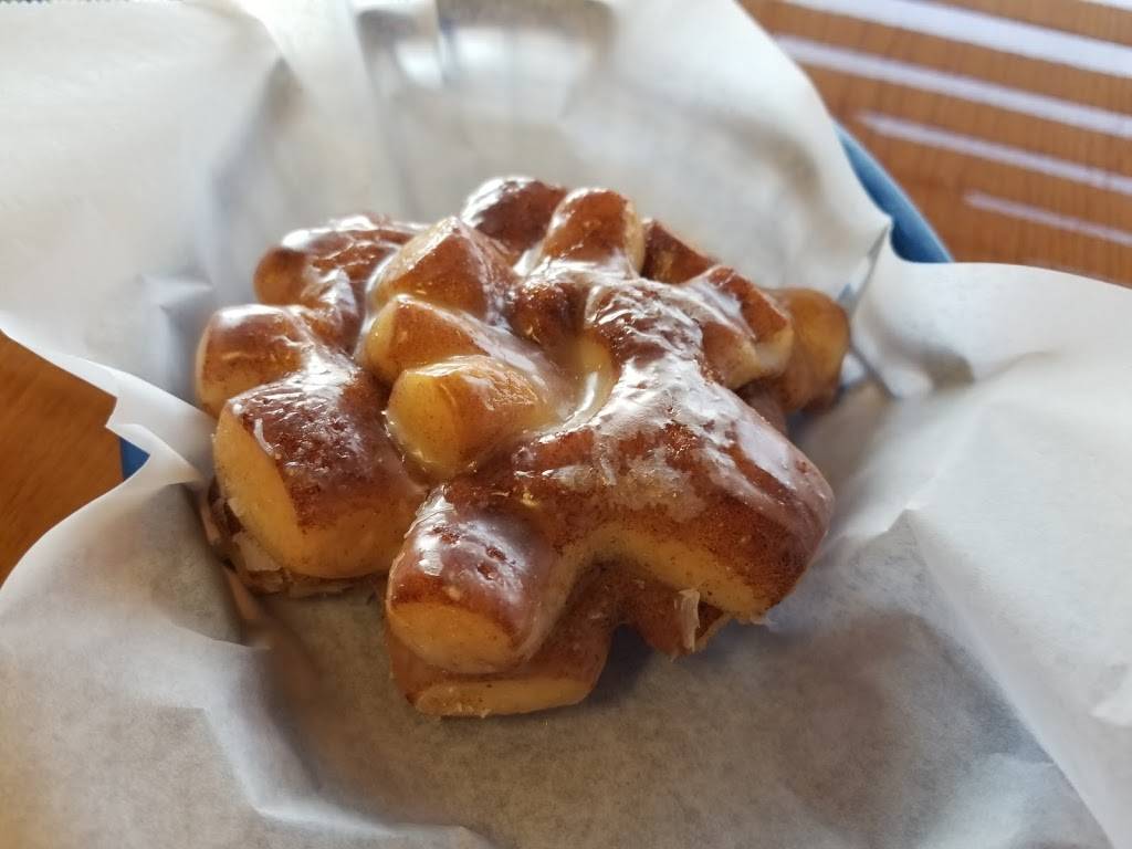 Daylight Donuts- Mason | bakery | 4200 Aero Dr, Mason, OH 45040, USA | 5137700999 OR +1 513-770-0999