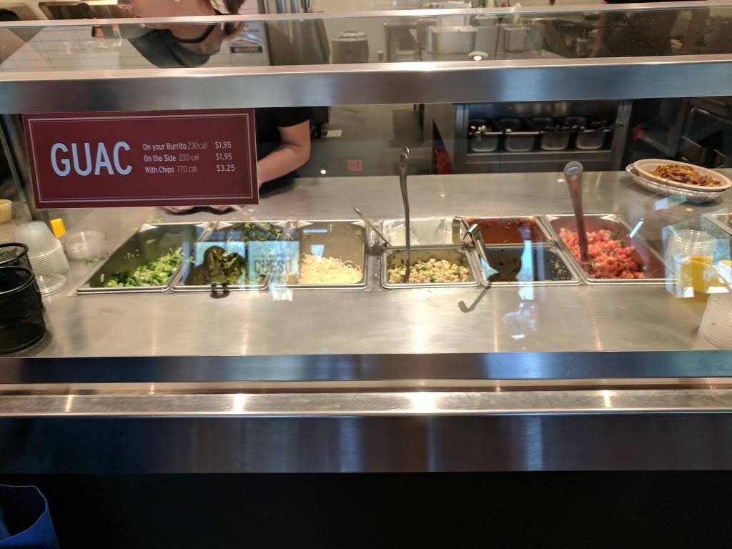 Chipotle Mexican Grill | restaurant | 5940 W, Arizona Pavilions Dr #110, Tucson, AZ 85743, USA | 5207445012 OR +1 520-744-5012
