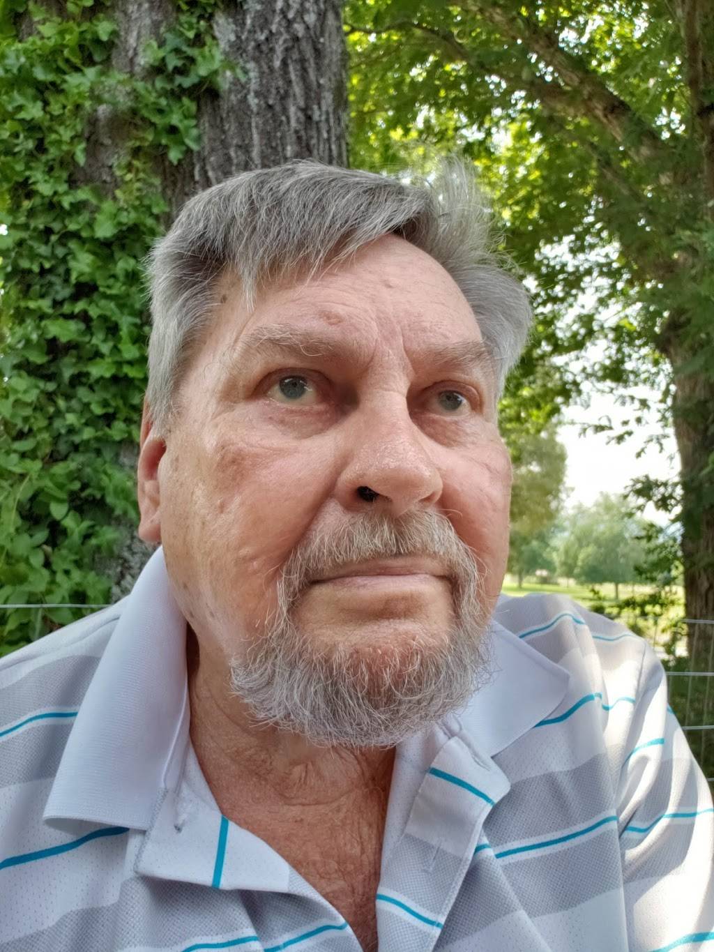 Barrys Backyard BBQ | restaurant | 12475 US-431, Boaz, AL 35956, USA | 2562819933 OR +1 256-281-9933