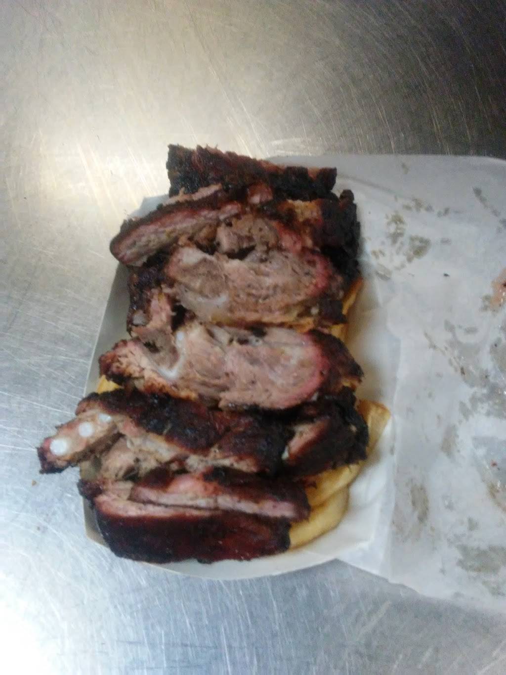 Wileys Chicken & Ribs | restaurant | 3853 W Madison St, Chicago, IL 60624, USA | 7736382314 OR +1 773-638-2314