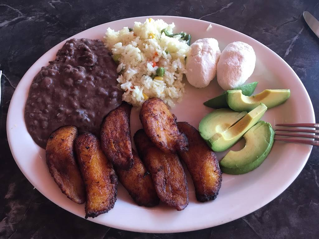 La Cabaña Seattle | restaurant | 606 N 105th St, Seattle, WA 98133, USA | 2064207693 OR +1 206-420-7693