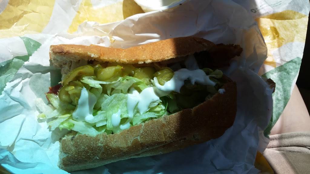 Subway | restaurant | 157 W Main St, Dudley, MA 01571, USA | 5089498665 OR +1 508-949-8665