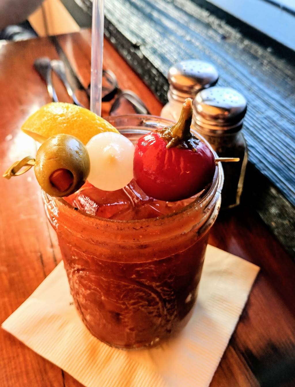 Nicks Cove | restaurant | 23240 CA-1, Marshall, CA 94940, USA | 4156631033 OR +1 415-663-1033