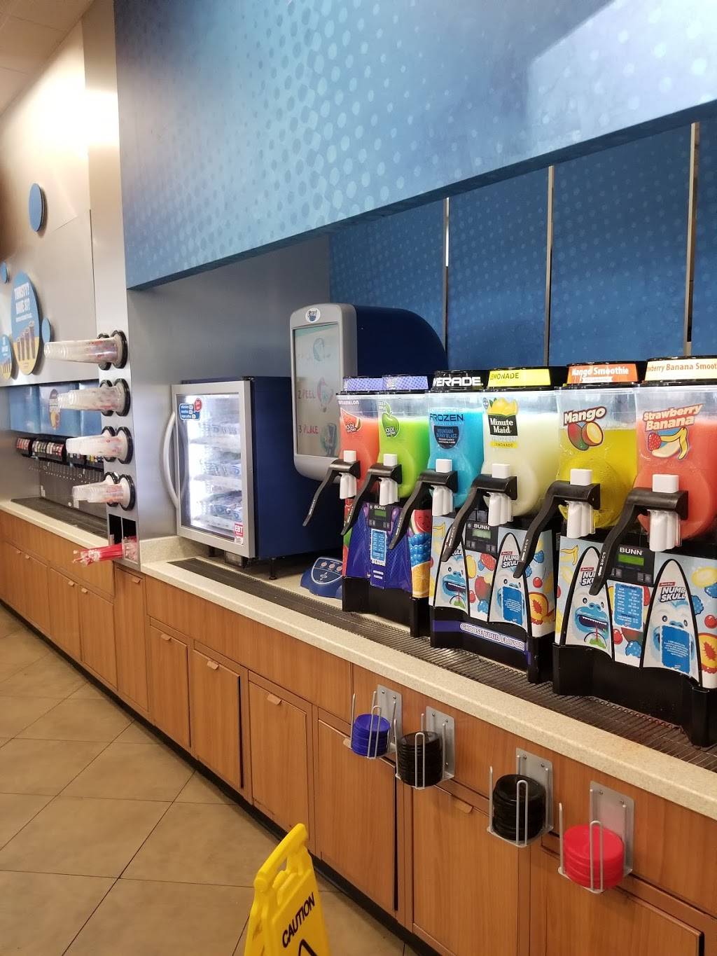 RaceTrac | bakery | 10315 Curry Ford Rd, Orlando, FL 32825, USA | 4073060034 OR +1 407-306-0034