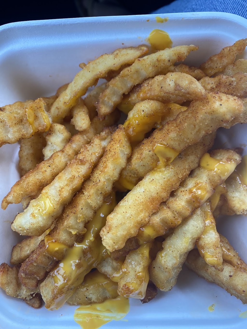 Daves Hot Chicken | restaurant | 32200 Dyer St, Union City, CA 94587, USA | 5102401000 OR +1 510-240-1000