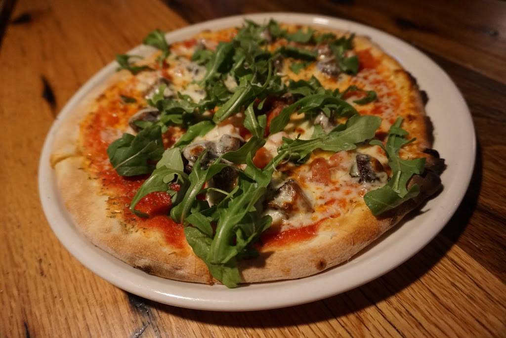 Matchbox Vintage Pizza Bistro | restaurant | 1100 S Hayes St h20, Arlington, VA 22202, USA | 7033403884 OR +1 703-340-3884