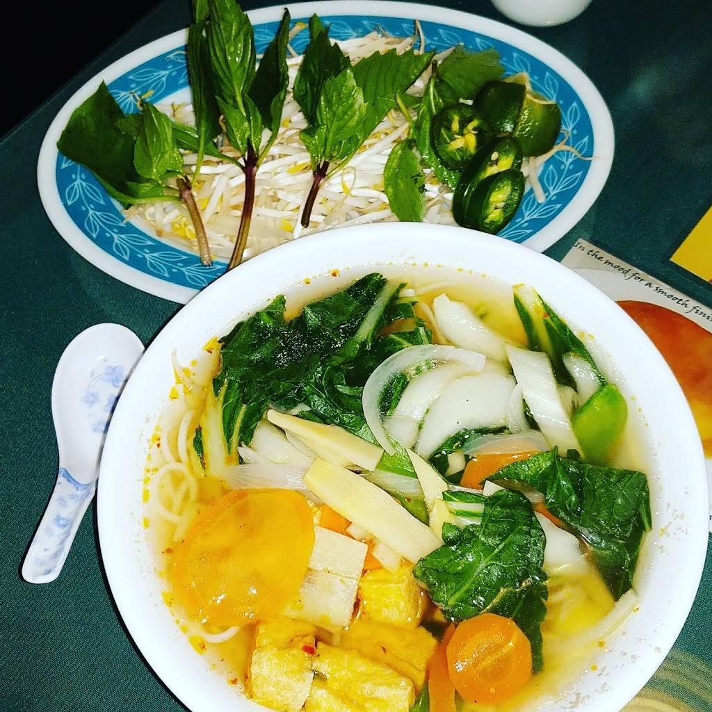 Pho Saigon | restaurant | 400 Dickinson St, Springfield, MA 01108, USA | 4137814488 OR +1 413-781-4488