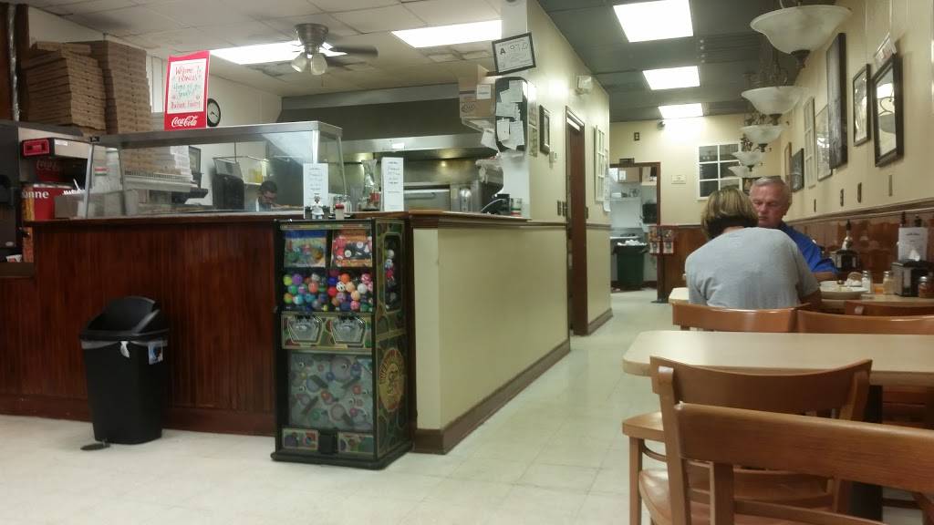 Francos NY Pizza and Subs | meal takeaway | 17 S Whiteville Vlg, Whiteville, NC 28472, USA | 9109146000 OR +1 910-914-6000