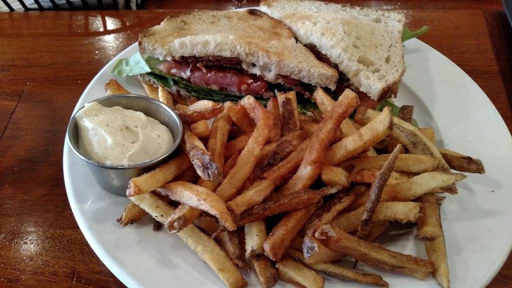 Brasserie V | restaurant | 1923 Monroe St, Madison, WI 53711, USA | 6082558500 OR +1 608-255-8500