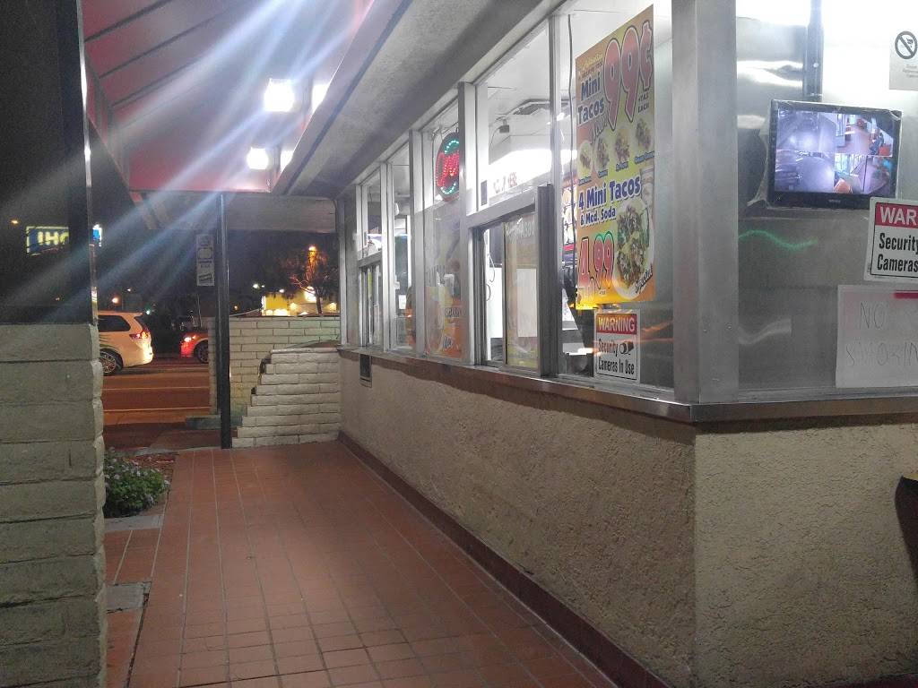 Albertos Mexican Food | restaurant | 5011 Lincoln Ave, Cypress, CA 90630, USA | 7148160676 OR +1 714-816-0676