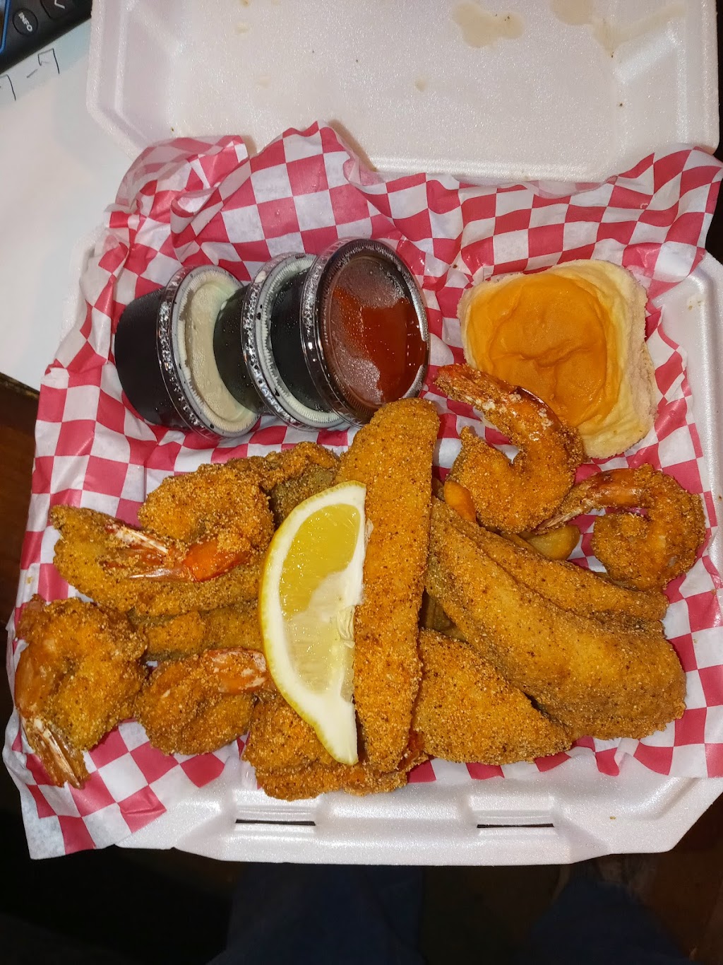 Red Boat Seafood | restaurant | 4201 Leopard St, Corpus Christi, TX 78408, USA | 3617040583 OR +1 361-704-0583