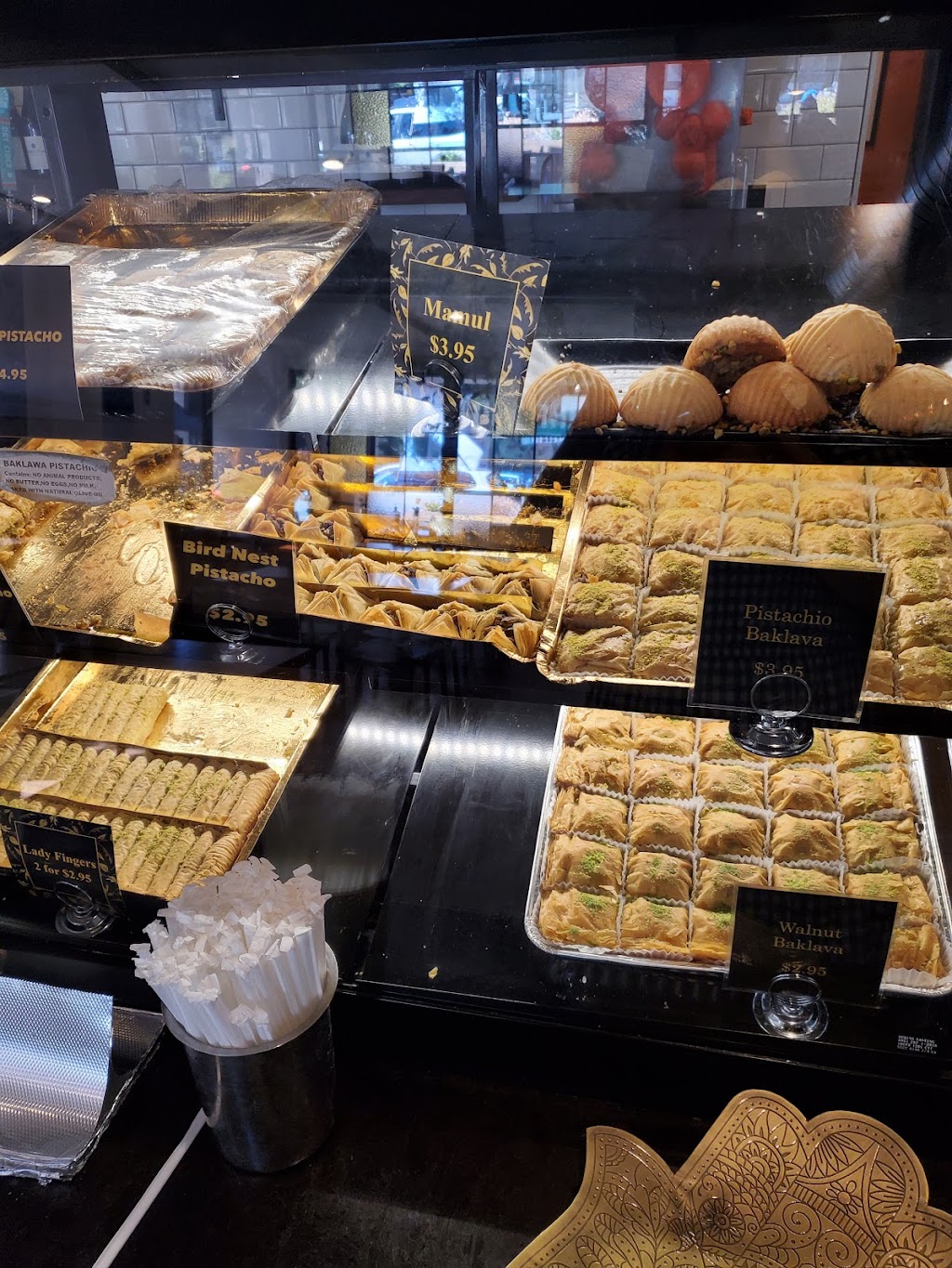 Falafel Hut Santa Rosa | restaurant | 701 4th St, Santa Rosa, CA 95404, USA | 7072377010 OR +1 707-237-7010