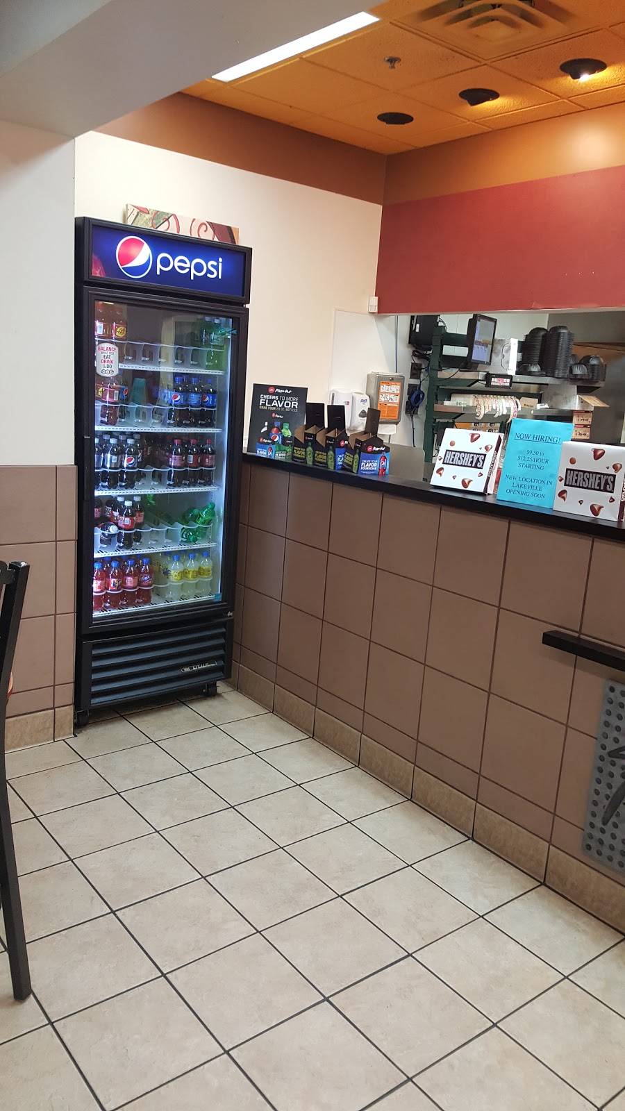 Pizza Hut | meal takeaway | 2135 Cliff Rd, Eagan, MN 55122, USA | 6512893672 OR +1 651-289-3672