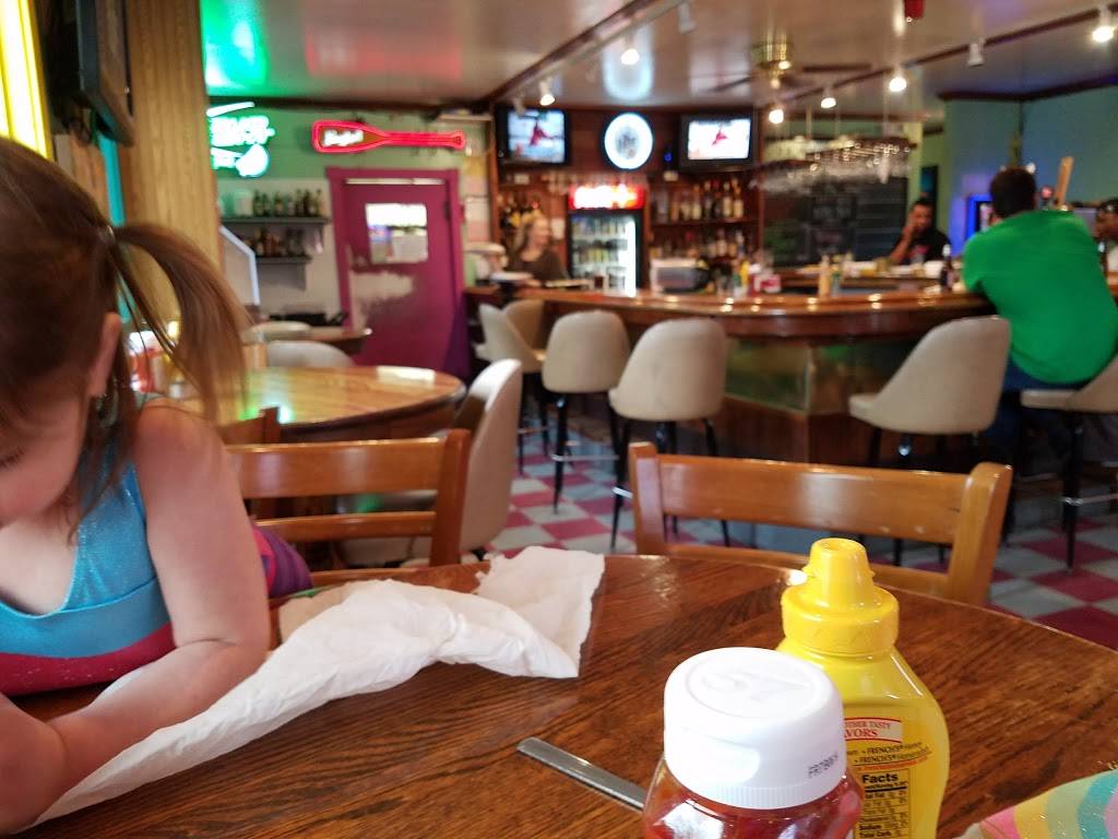 Colemans in Cary | night club | 645 Industrial Dr, Cary, IL 60013, USA | 8475162819 OR +1 847-516-2819