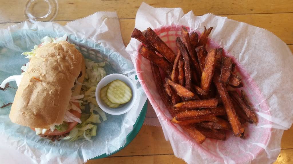 Po Boys & Pickles | meal takeaway | 1124 Forest Ave, Portland, ME 04103, USA | 2075189735 OR +1 207-518-9735