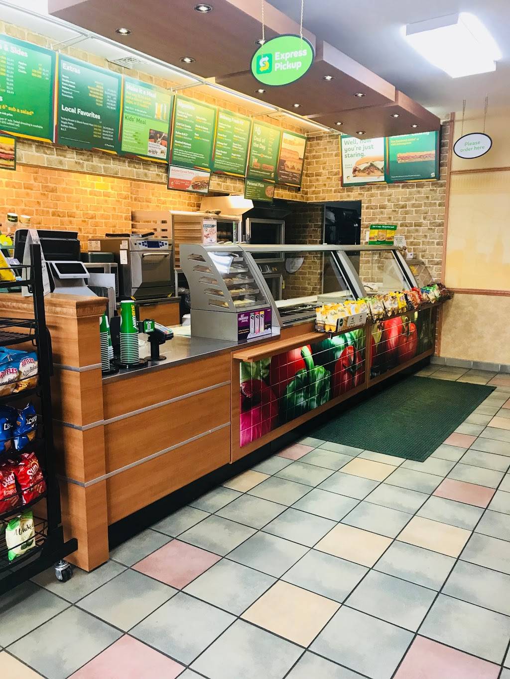 Subway Restaurants | restaurant | 1192 White Horse Rd, Voorhees Township, NJ 08043, USA | 8565208498 OR +1 856-520-8498