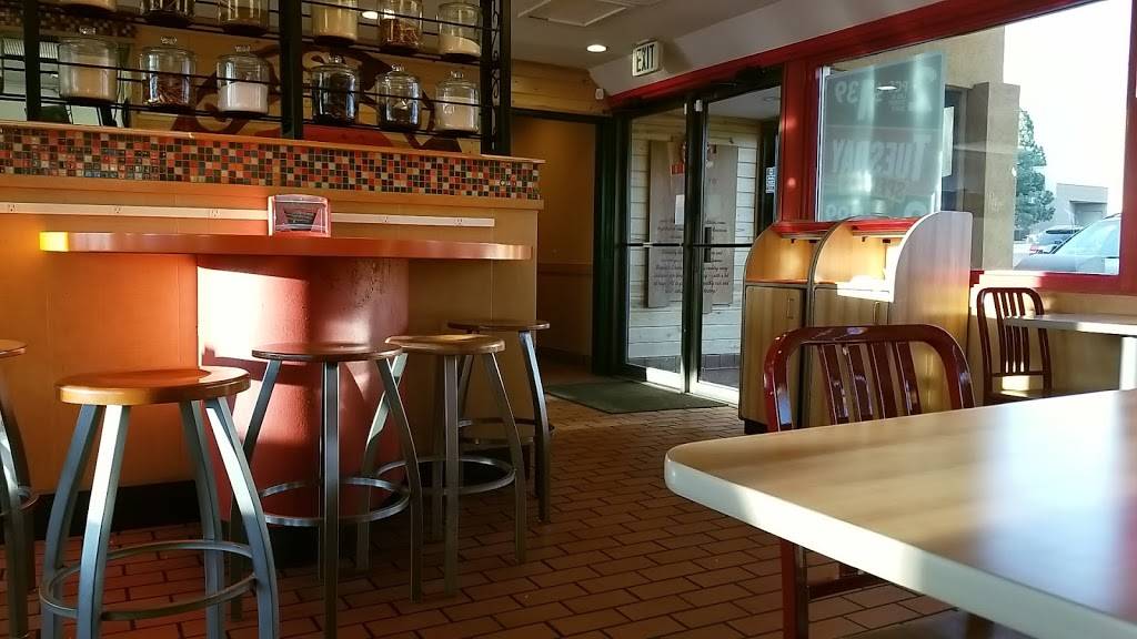 Popeyes Louisiana Kitchen | restaurant | 3122 S Parker Rd, Aurora, CO 80014, USA | 3036717674 OR +1 303-671-7674