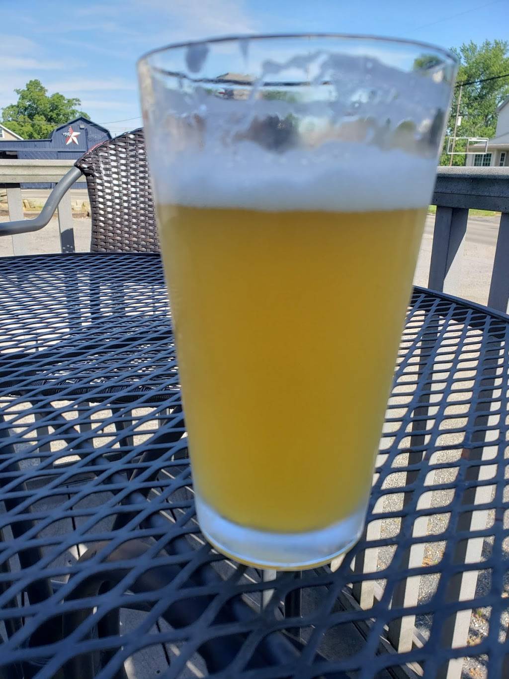 Laddies Sky Club, Inc. | restaurant | 8189 Warren - Sharon Rd, Masury, OH 44438, USA | 3304486668 OR +1 330-448-6668