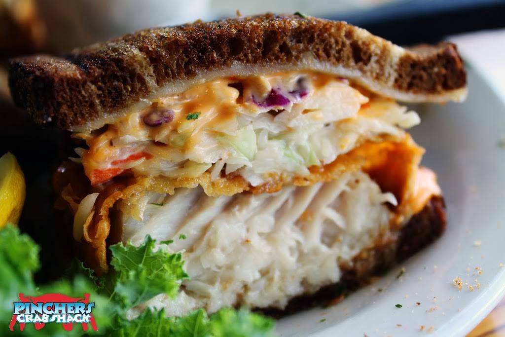 Pinchers | restaurant | 6890 Estero Blvd, Fort Myers Beach, FL 33931, USA | 2394632909 OR +1 239-463-2909