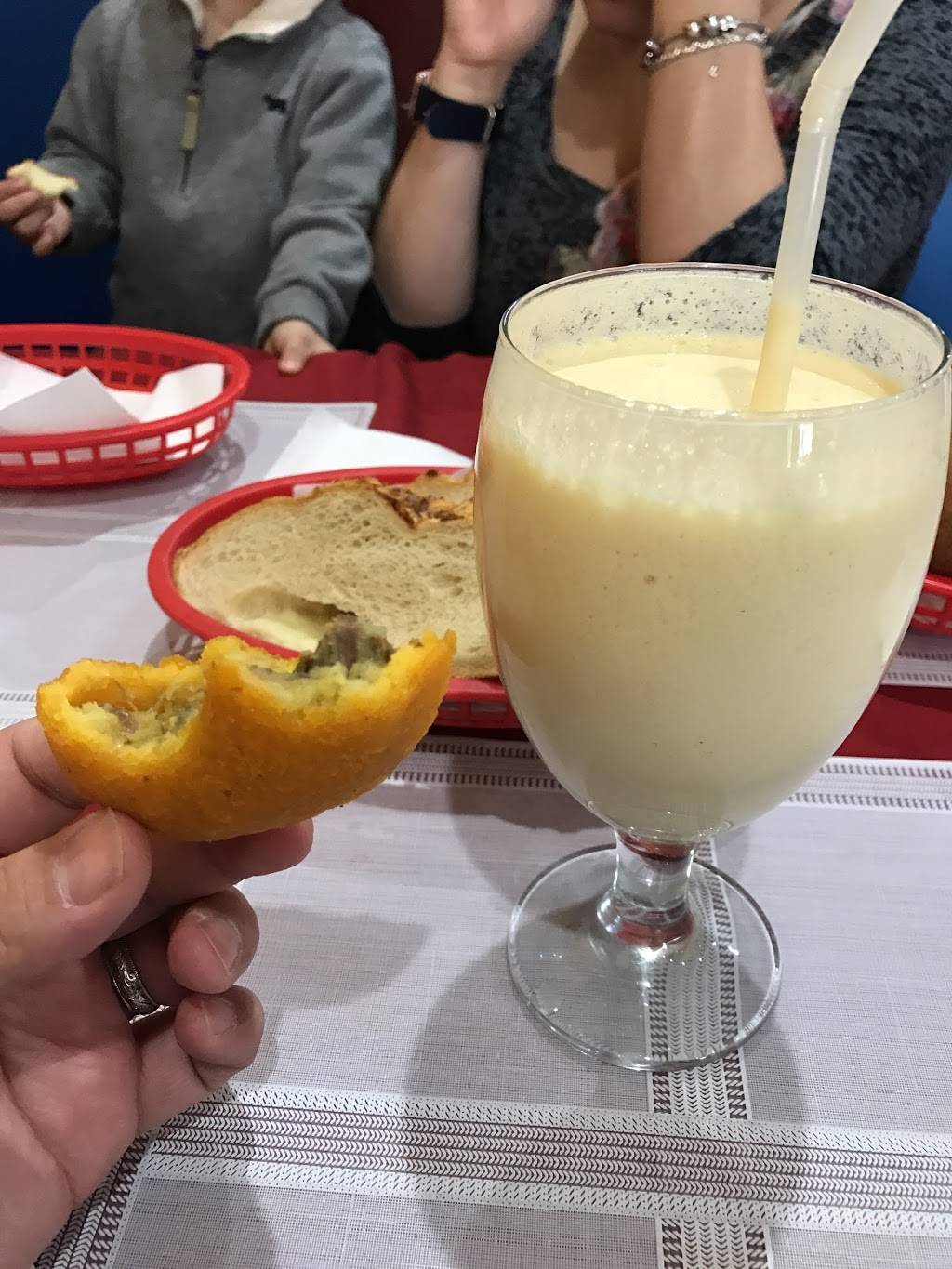 La Nueva Amistad | restaurant | 40-29 162nd St, Flushing, NY 11358, USA | 7184632477 OR +1 718-463-2477