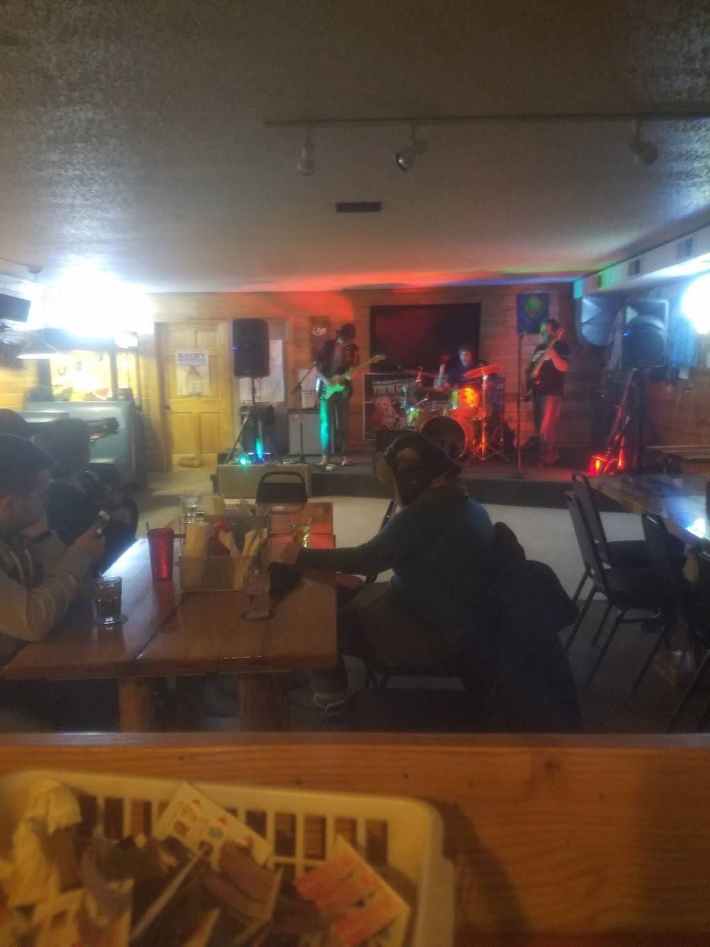 Harpos Saloon | restaurant | 21560 Co Rd 3, Merrifield, MN 56465, USA | 2188290816 OR +1 218-829-0816