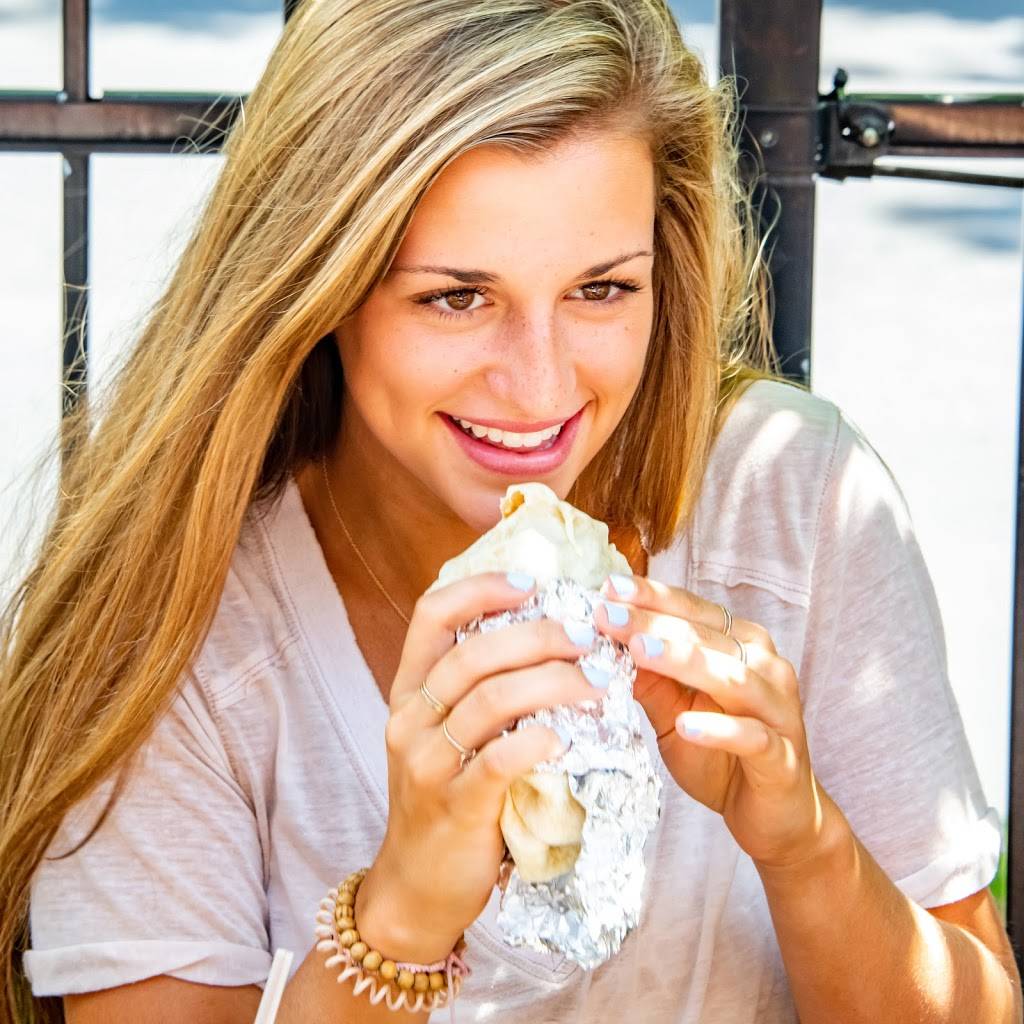 Blue Coast Burrito | restaurant | 4091 Mallory Ln, Franklin, TN 37067, USA | 6157940320 OR +1 615-794-0320