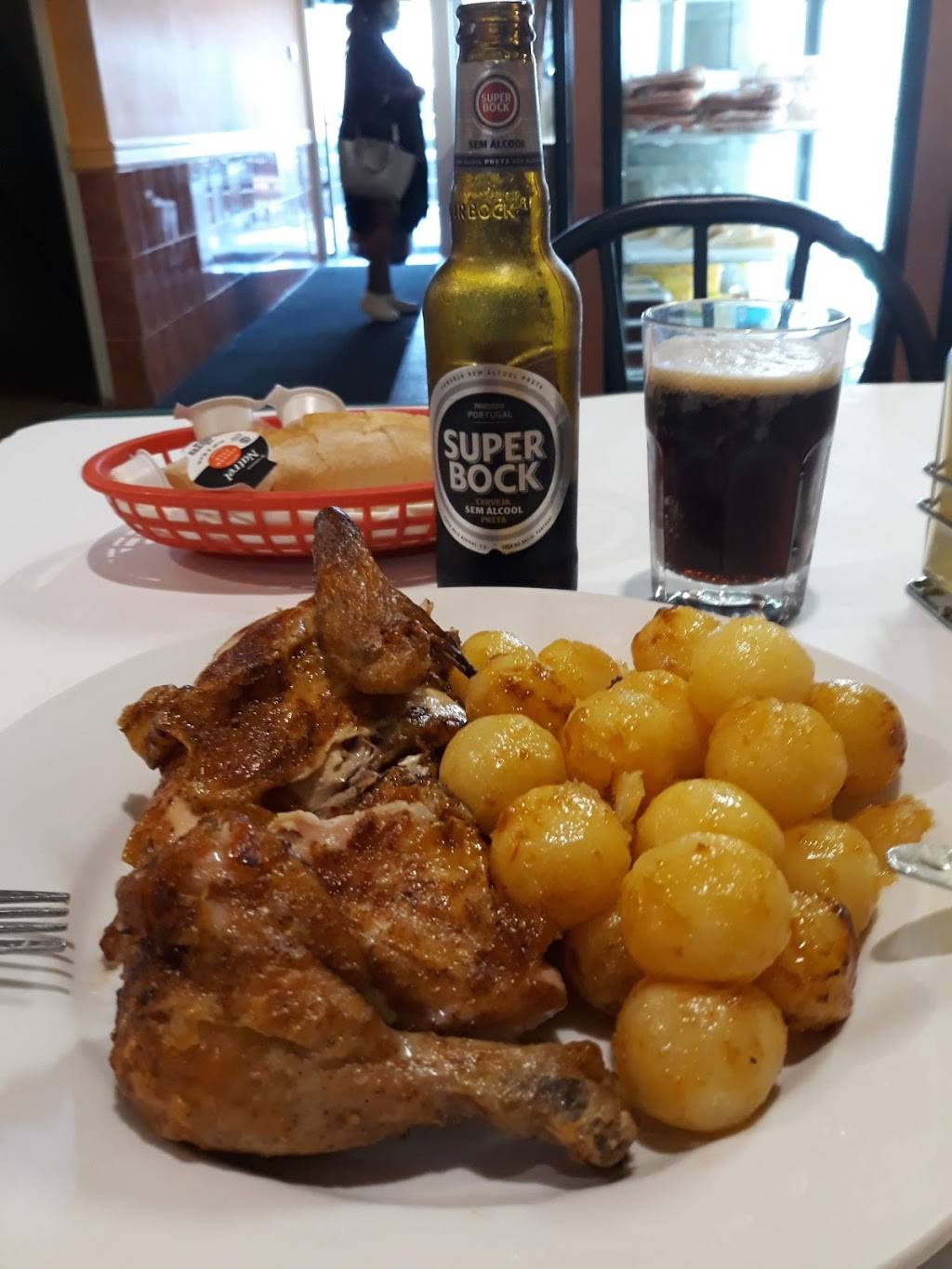 Churrasqueira Portugal BBQ & Grill | restaurant | 1912 Eglinton Ave W, York, ON M6E 2J5, Canada | 4169166875 OR +1 416-916-6875