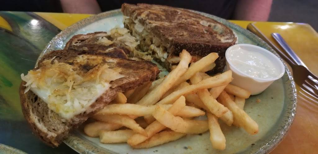 P.J.s Oyster Bar | restaurant | 415 2nd St, Indian Rocks Beach, FL 33785, USA | 7275965898 OR +1 727-596-5898