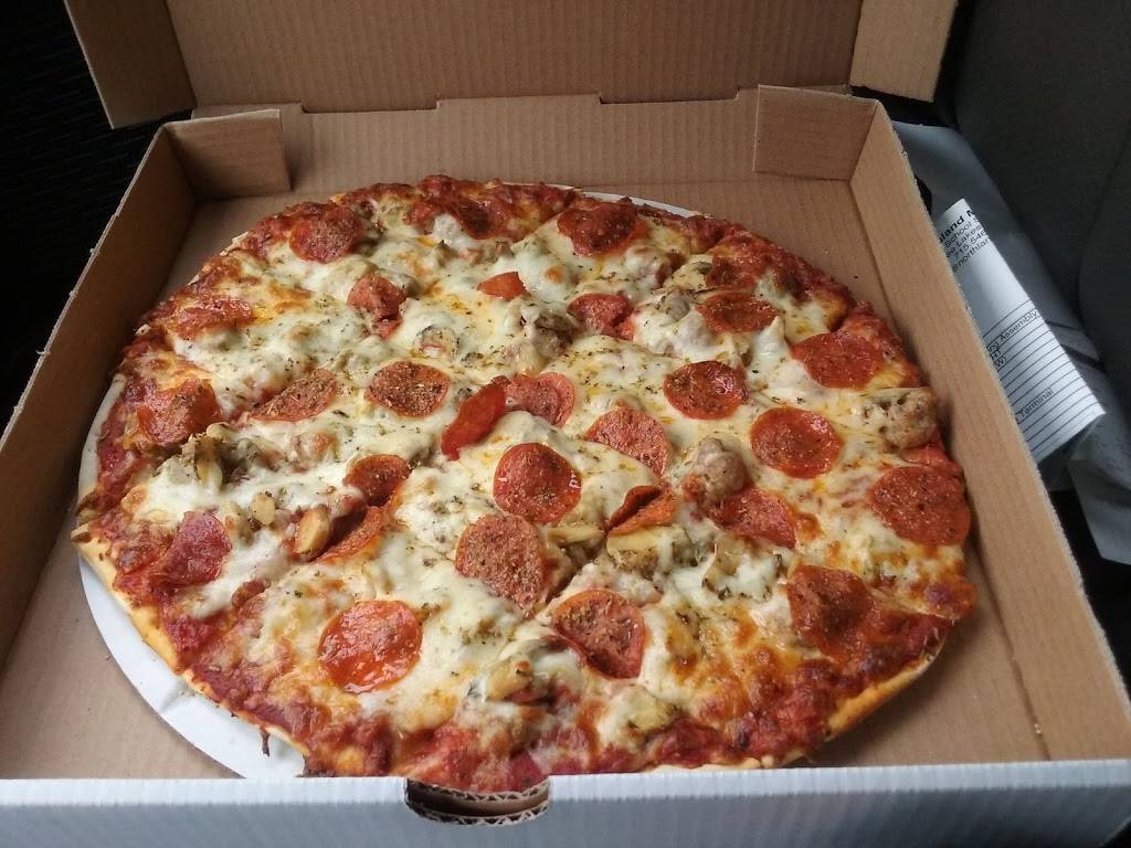 Billy Bobs Sports Bar and Grill | restaurant | N12025 County Hwy L, Tomahawk, WI 54487, USA | 7154534984 OR +1 715-453-4984