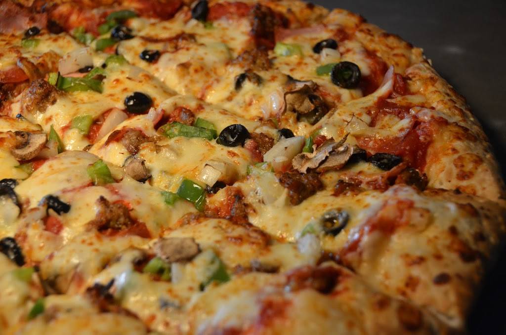 The Airliner | restaurant | 22 S Clinton St, Iowa City, IA 52240, USA | 3193519259 OR +1 319-351-9259