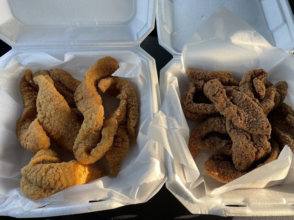 Catfish Connection | restaurant | 2000 S Broadway, Edmond, OK 73013, USA | 4059062293 OR +1 405-906-2293