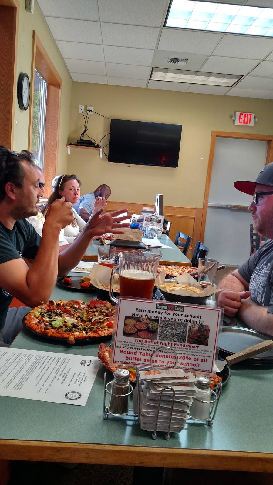 Round Table Pizza | meal takeaway | 16016 Meridian E, Puyallup, WA 98375, USA | 2538405500 OR +1 253-840-5500