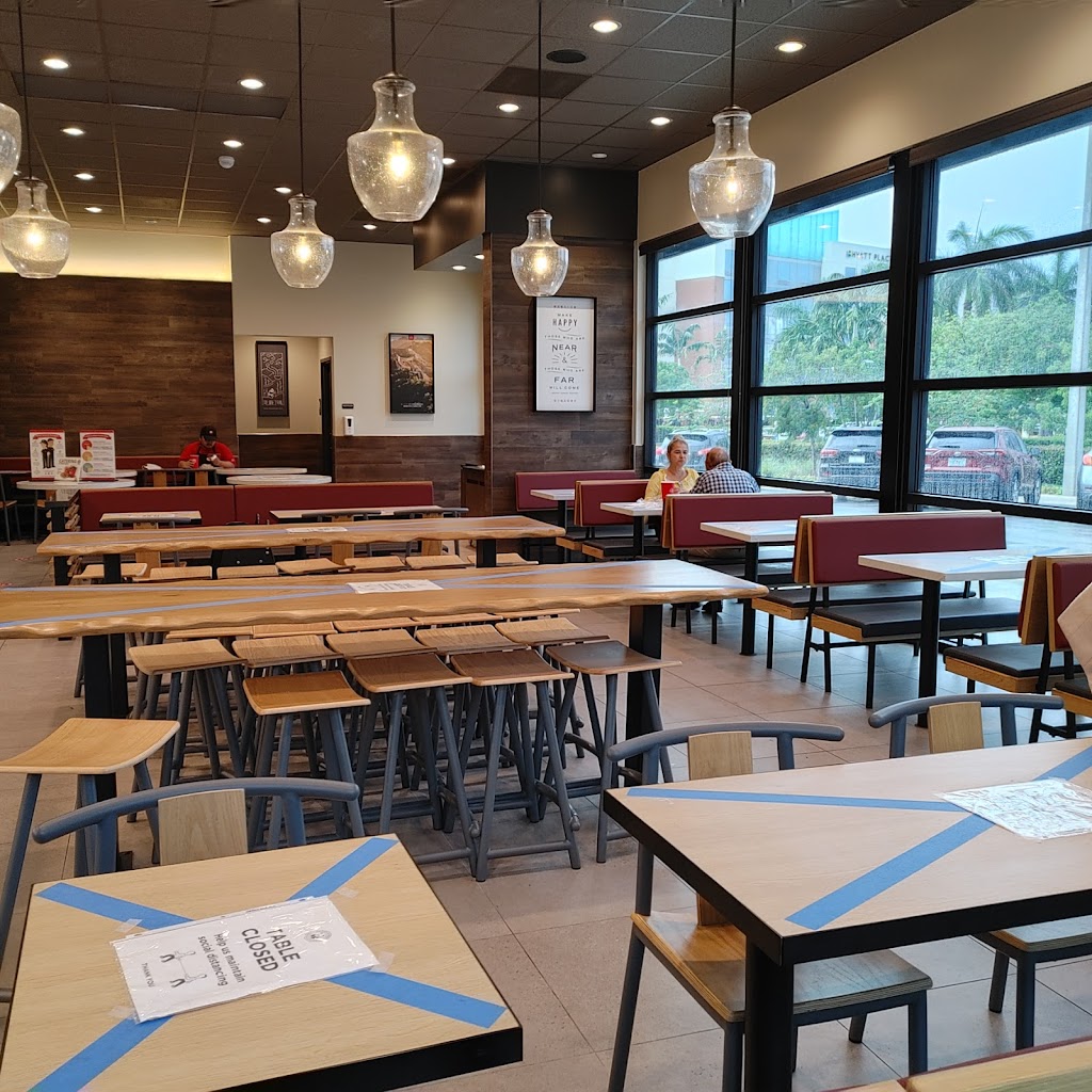 Panda Express | restaurant | 121 S Pointe Dr, Dania Beach, FL 33004, USA | 7547321373 OR +1 754-732-1373