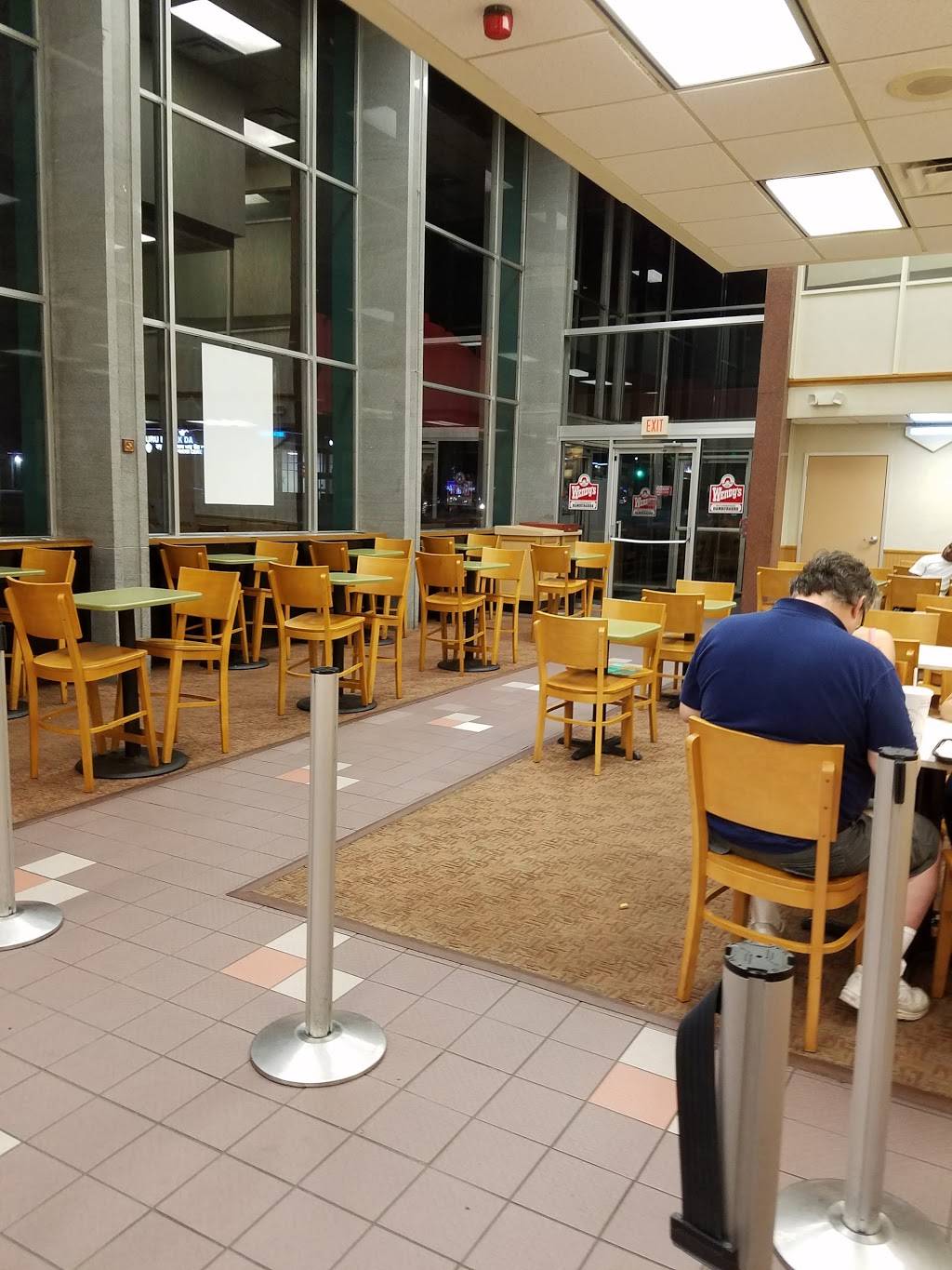 Wendys | restaurant | 60 N Broadway, Hicksville, NY 11801, USA | 5164330255 OR +1 516-433-0255