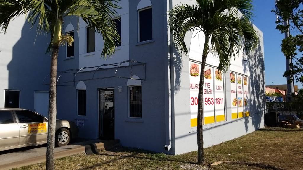 Ozzys Cafe | restaurant | 13055 NW 42nd Ave, Opa-locka, FL 33054, USA | 3059531811 OR +1 305-953-1811