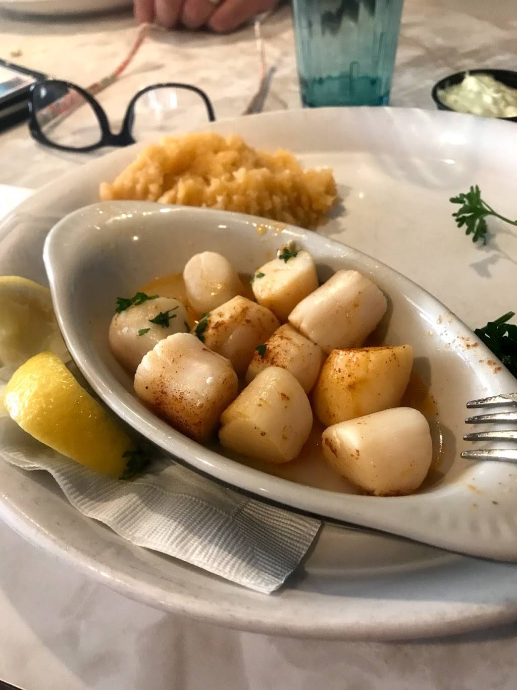 Modern Snack Bar | restaurant | 628 Main Rd, Aquebogue, NY 11931, USA | 6317223655 OR +1 631-722-3655