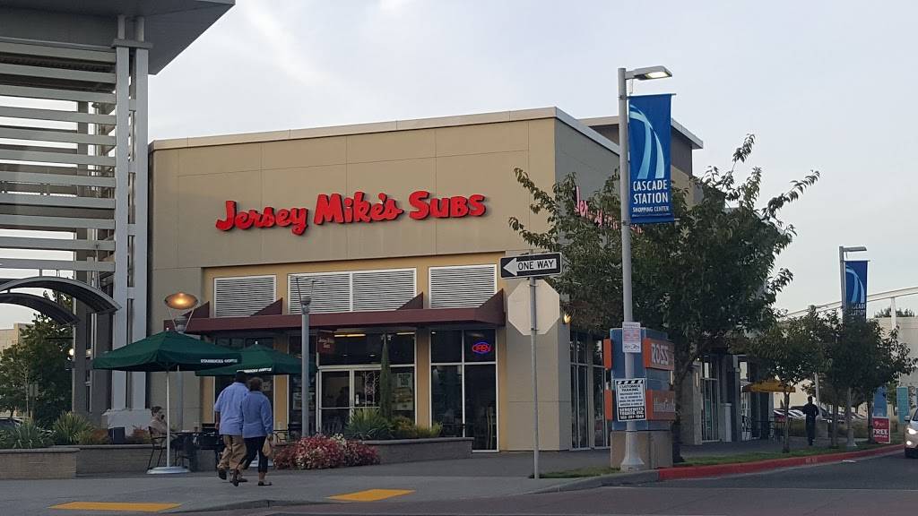 Jersey Mikes Subs | meal takeaway | 10123 NE Cascades Pkwy, Portland, OR 97220, USA | 5033883734 OR +1 503-388-3734