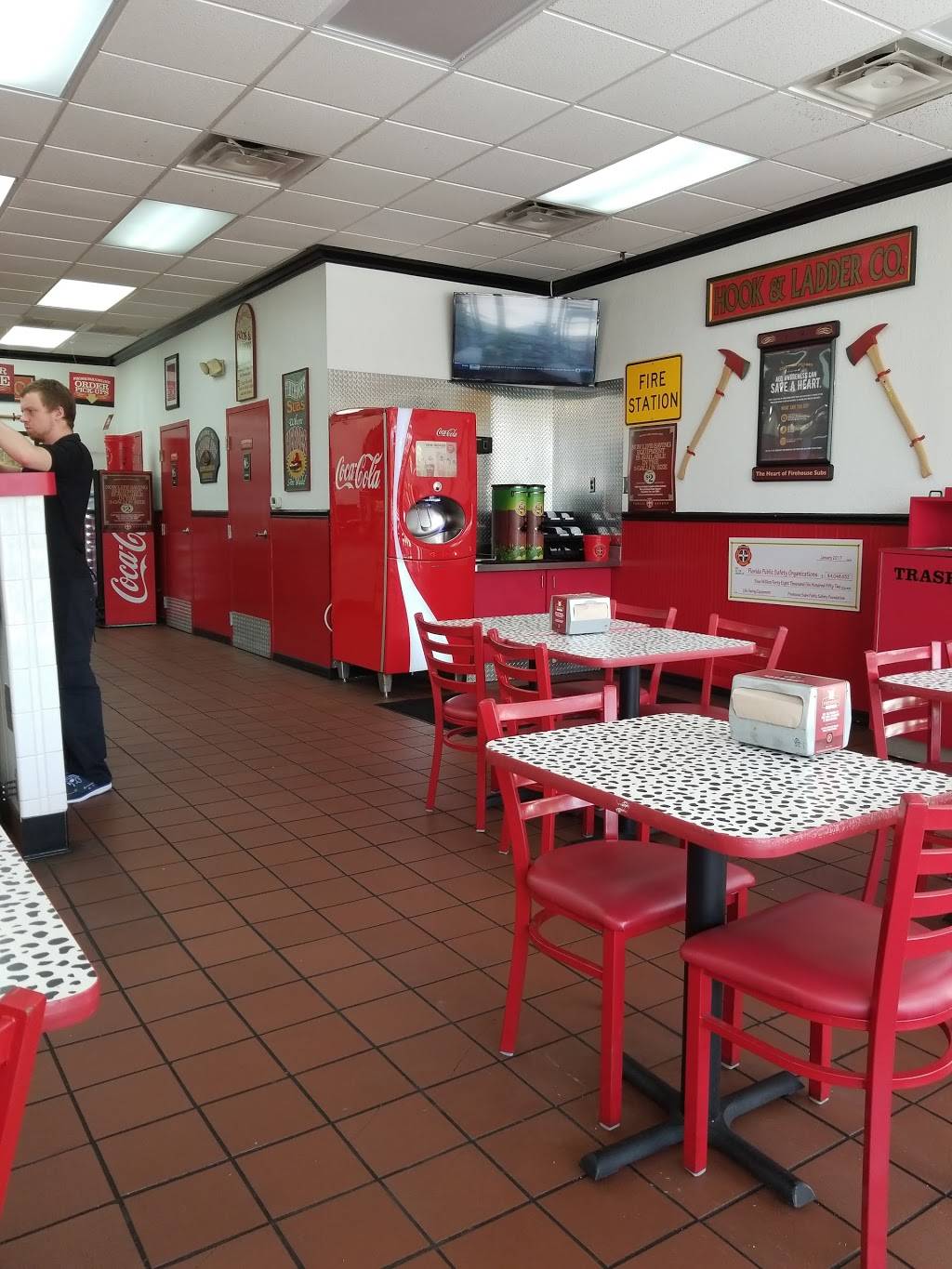 Dunkin | bakery | 12075 Collegiate Way, Orlando, FL 32817, USA | 4072827147 OR +1 407-282-7147