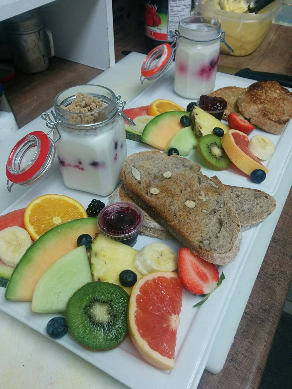 ES Café | cafe | 1365 Route des Rivières #110, Saint-Nicolas, QC G7A 2V6, Canada | 4188369324 OR +1 418-836-9324