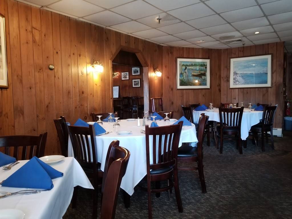 Twin Harbors Restaurant | restaurant | 341 Bayville Ave, Bayville, NY 11709, USA | 5166281700 OR +1 516-628-1700