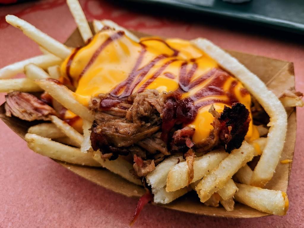 Flame Tree Barbecue | meal takeaway | 2901 W Osceola Pkwy, Orlando, FL 32830, USA | 4079393463 OR +1 407-939-3463