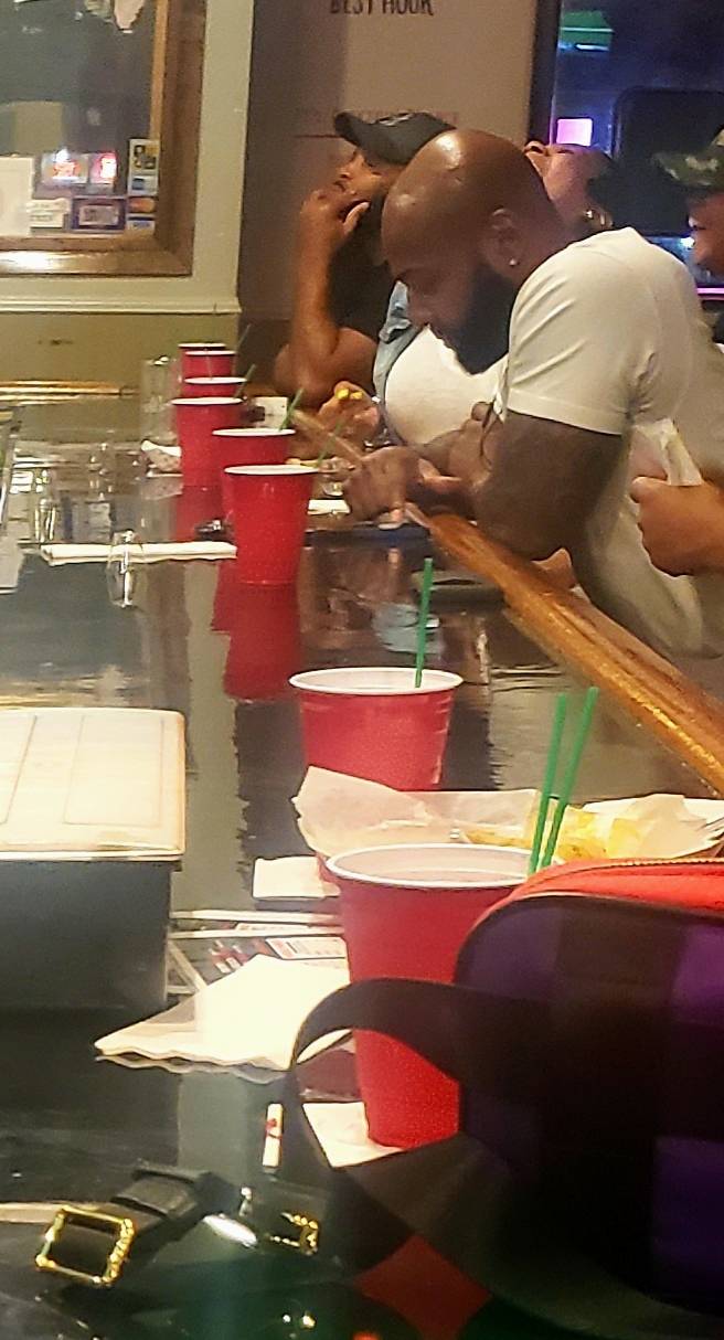 Aces Cafe | restaurant | 4838 183rd St, Country Club Hills, IL 60478, USA | 7089917174 OR +1 708-991-7174