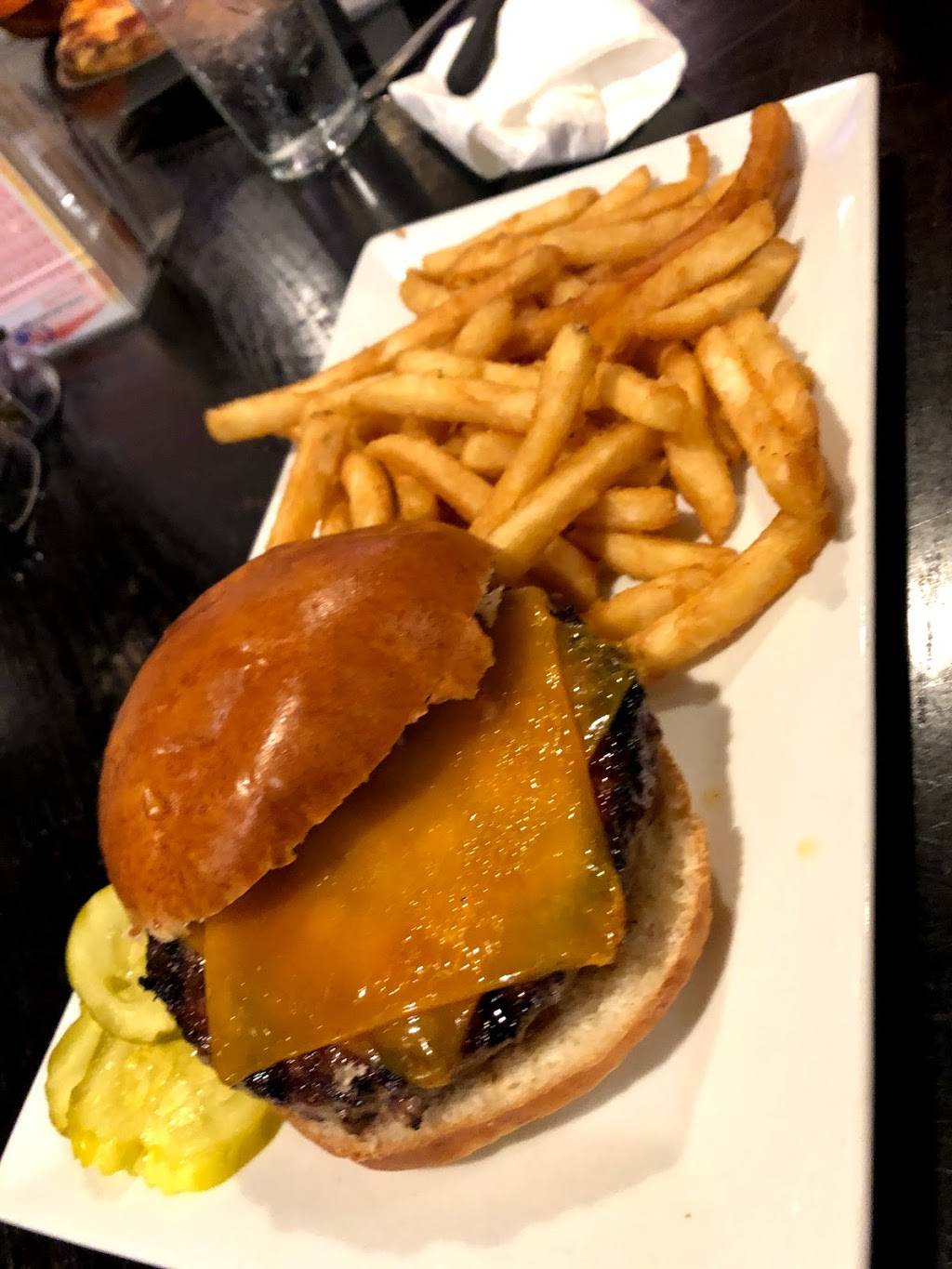 Jimmy Ds Bar and Grill | restaurant | 338 Union Street, Franklin, MA 02038, USA | 5085287626 OR +1 508-528-7626