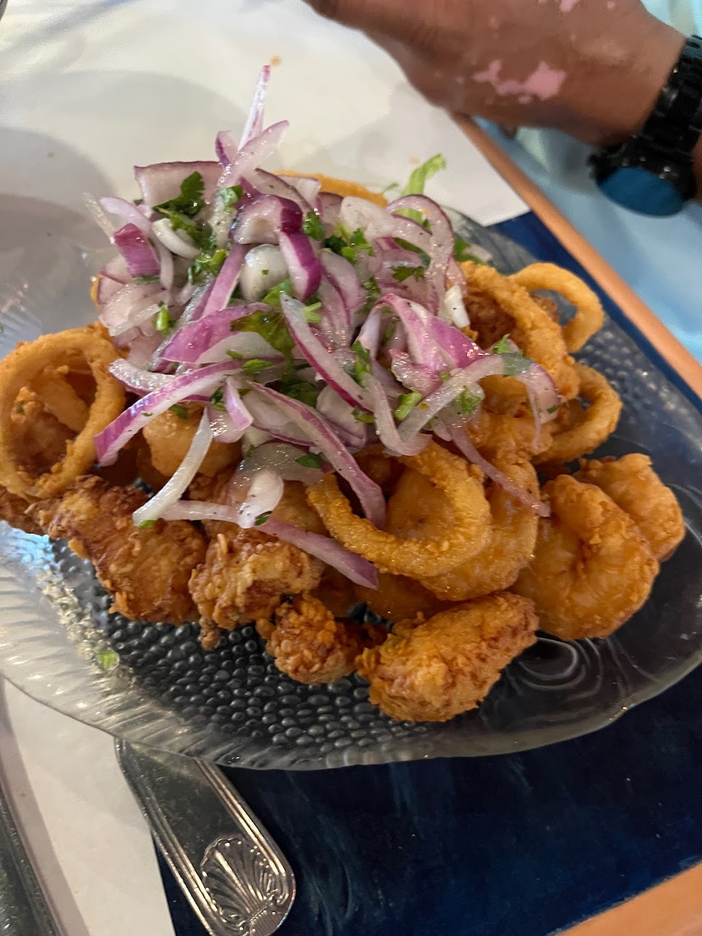 Salmon & Salmon Restaurant | restaurant | 2907 NW 7th St, Miami, FL 33125, USA | 3056495924 OR +1 305-649-5924