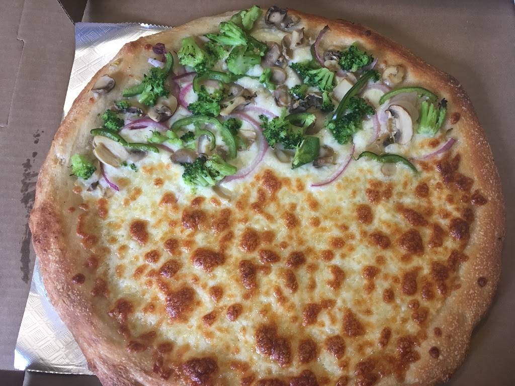 Ramseys Pizzeria | restaurant | 13722 US-11, Adams Center, NY 13606, USA | 3155835151 OR +1 315-583-5151