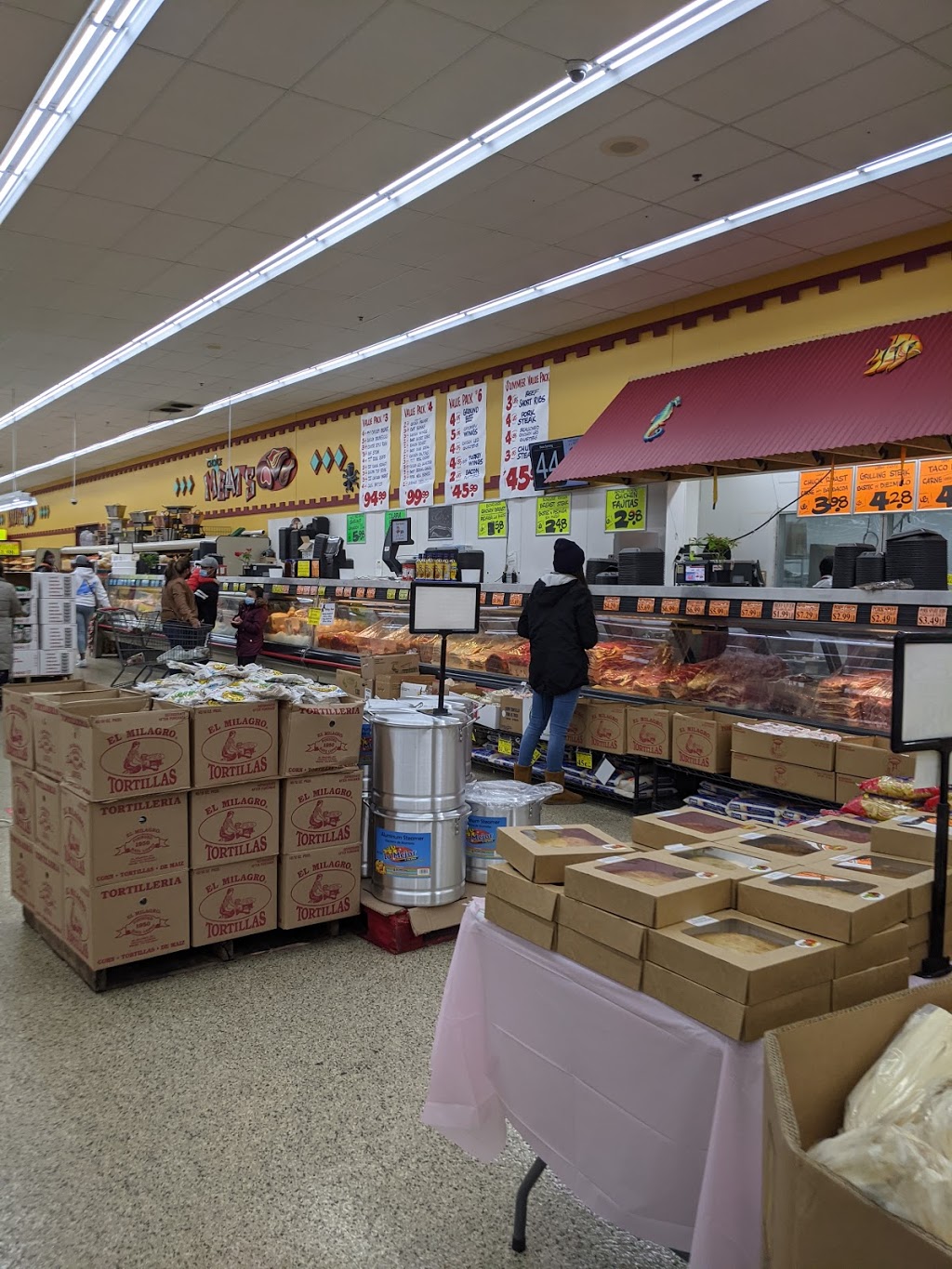 Food Market La Chiquita & Taqueria La Chiquita | restaurant | 1414 S Main St, Rockford, IL 61102, USA | 8157205951 OR +1 815-720-5951