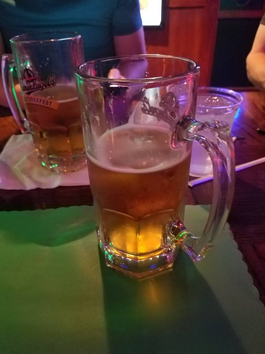 Perrytowne Drafthouse | restaurant | 1002 Perry Hwy, Pittsburgh, PA 15237, USA | 4123679610 OR +1 412-367-9610