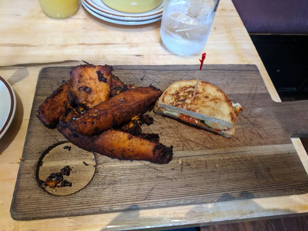 Auntie Cheetahs Soup Shop | restaurant | 2434 Eastern Ave SE, Grand Rapids, MI 49507, USA | 6162886976 OR +1 616-288-6976