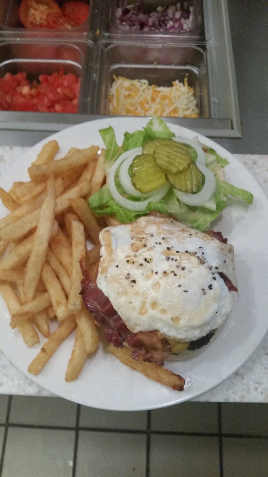 Buskys Chill & Grill | restaurant | 237 Hanbury Rd E # 32, Chesapeake, VA 23322, USA | 7574823864 OR +1 757-482-3864